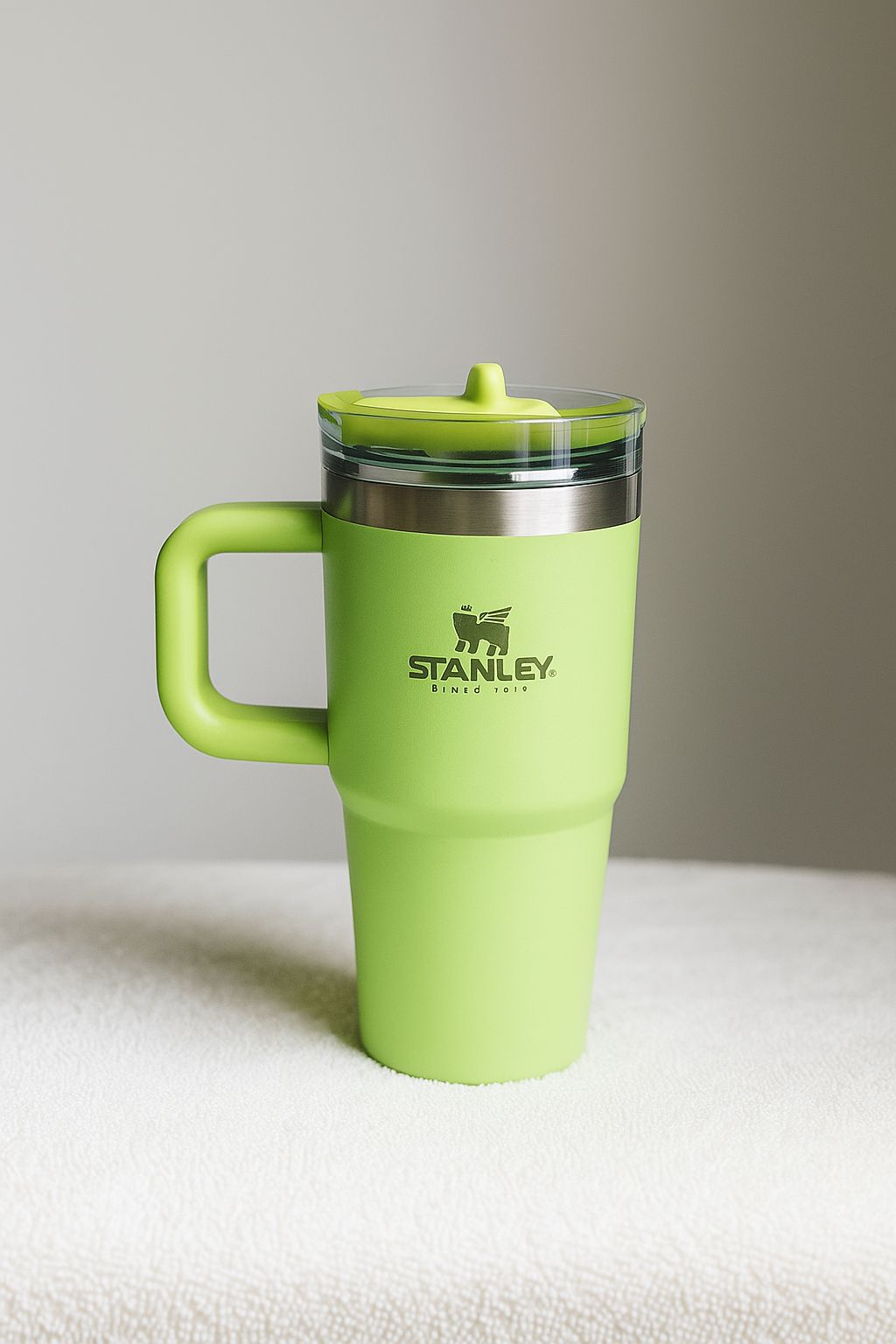 Copo térmico Stanley com alça 510 ML